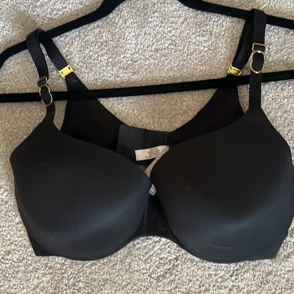 VS Incredible Demi Lined Bra - Picture 4 of 4